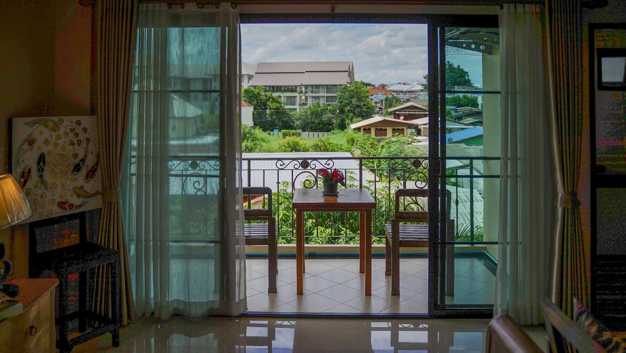 Aparthotel Laph Kham House à Chiang Mai Extérieur photo