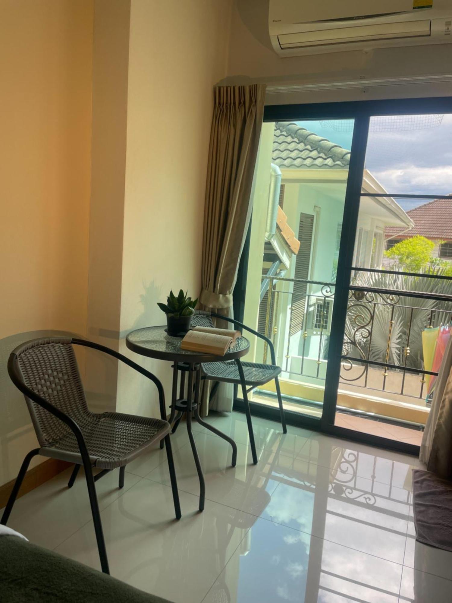 Aparthotel Laph Kham House à Chiang Mai Extérieur photo