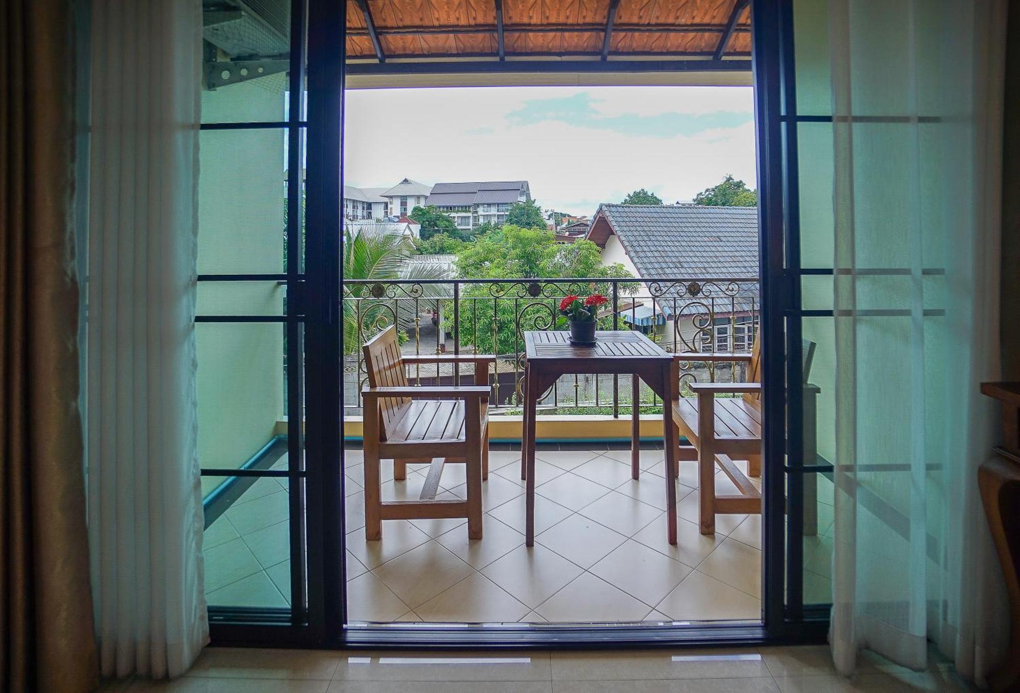 Aparthotel Laph Kham House à Chiang Mai Extérieur photo
